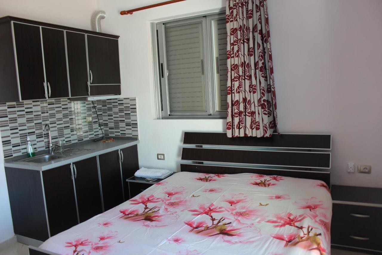 Esmeralda Hotel & Restaurant Ксамил Екстериор снимка