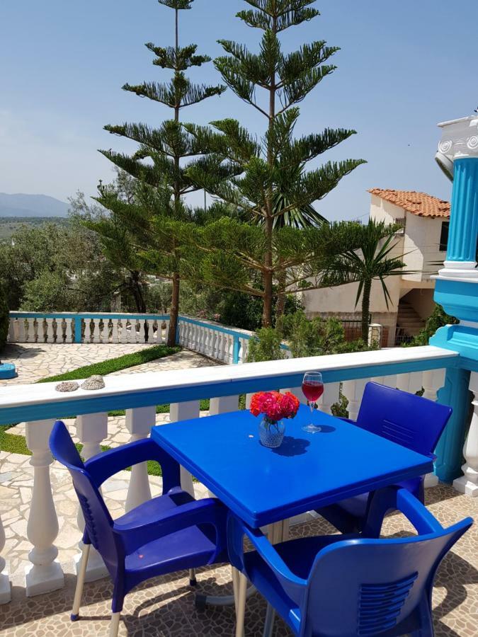 Esmeralda Hotel & Restaurant Ксамил Екстериор снимка