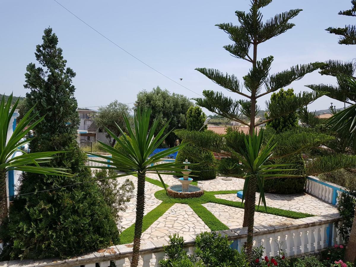Esmeralda Hotel & Restaurant Ксамил Екстериор снимка